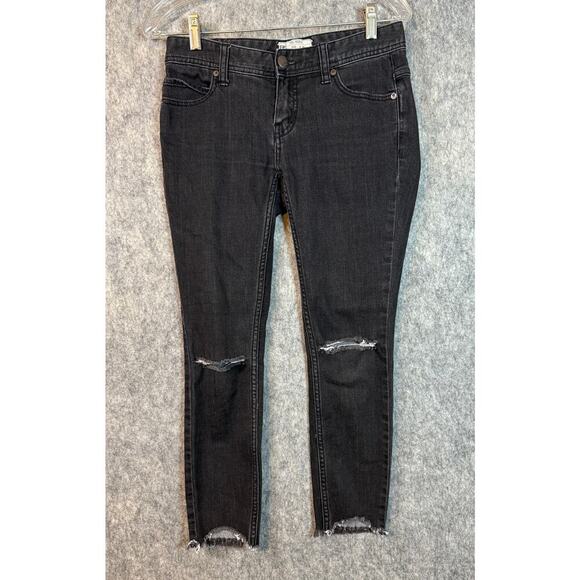 Free People Womens Black Distressed Skinny Jeans - Size 26 - Picture 1 of 6